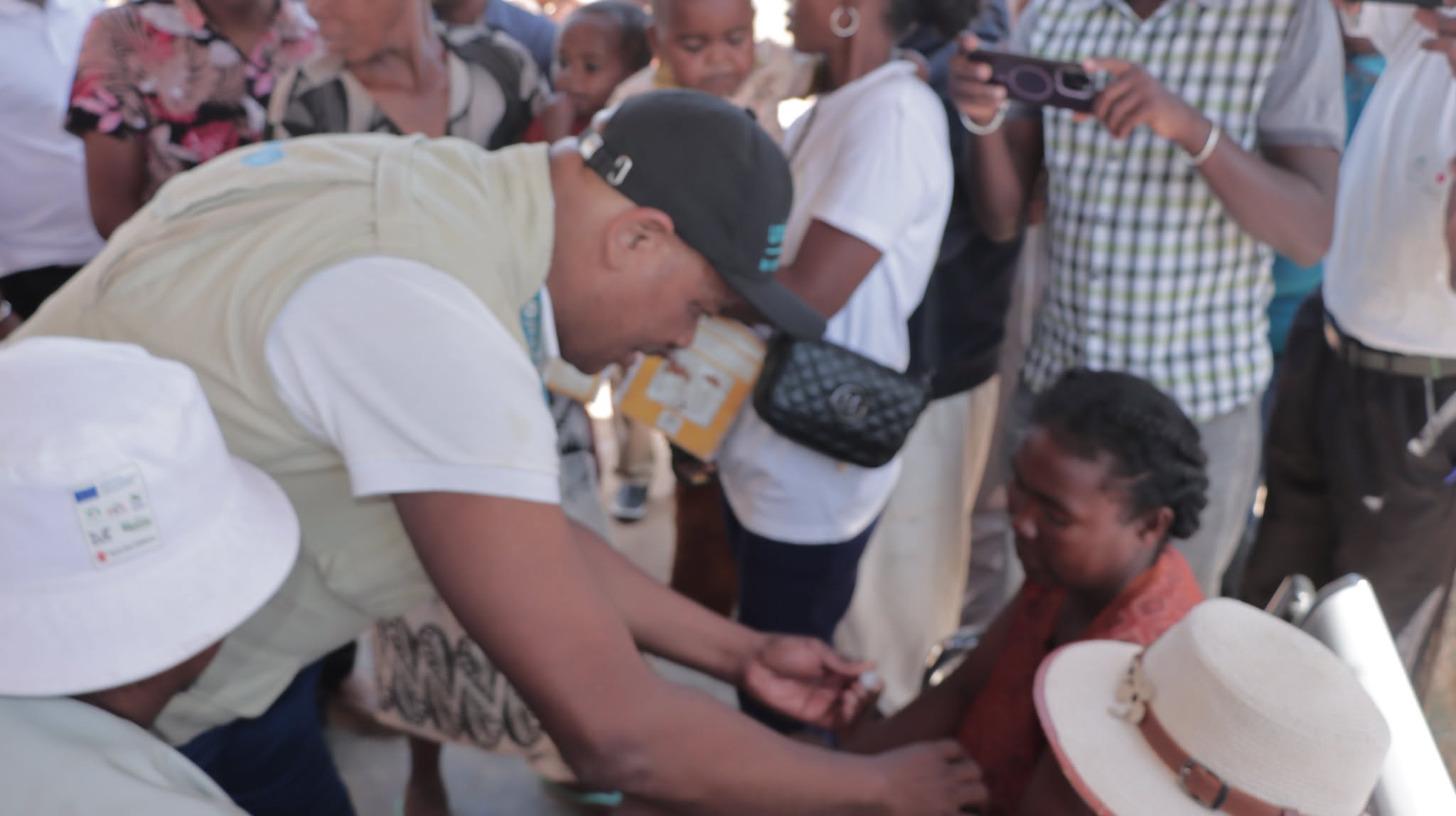 FANOKAFANA NY HETSIKA FANAOVANA VAKSINY FAOBE MIARO AMIN’NY KITROTRO SY POLIO, SY FIZARANA VITAMININA A